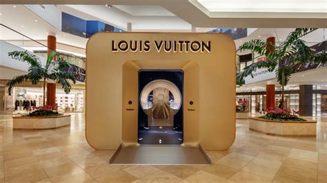 louis vuitton look up|official louis vuitton store.